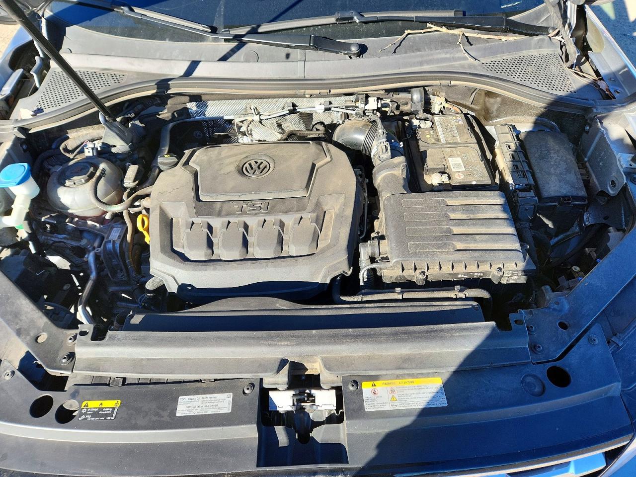 2021 VOLKSWAGEN TIGUAN SE photo 12