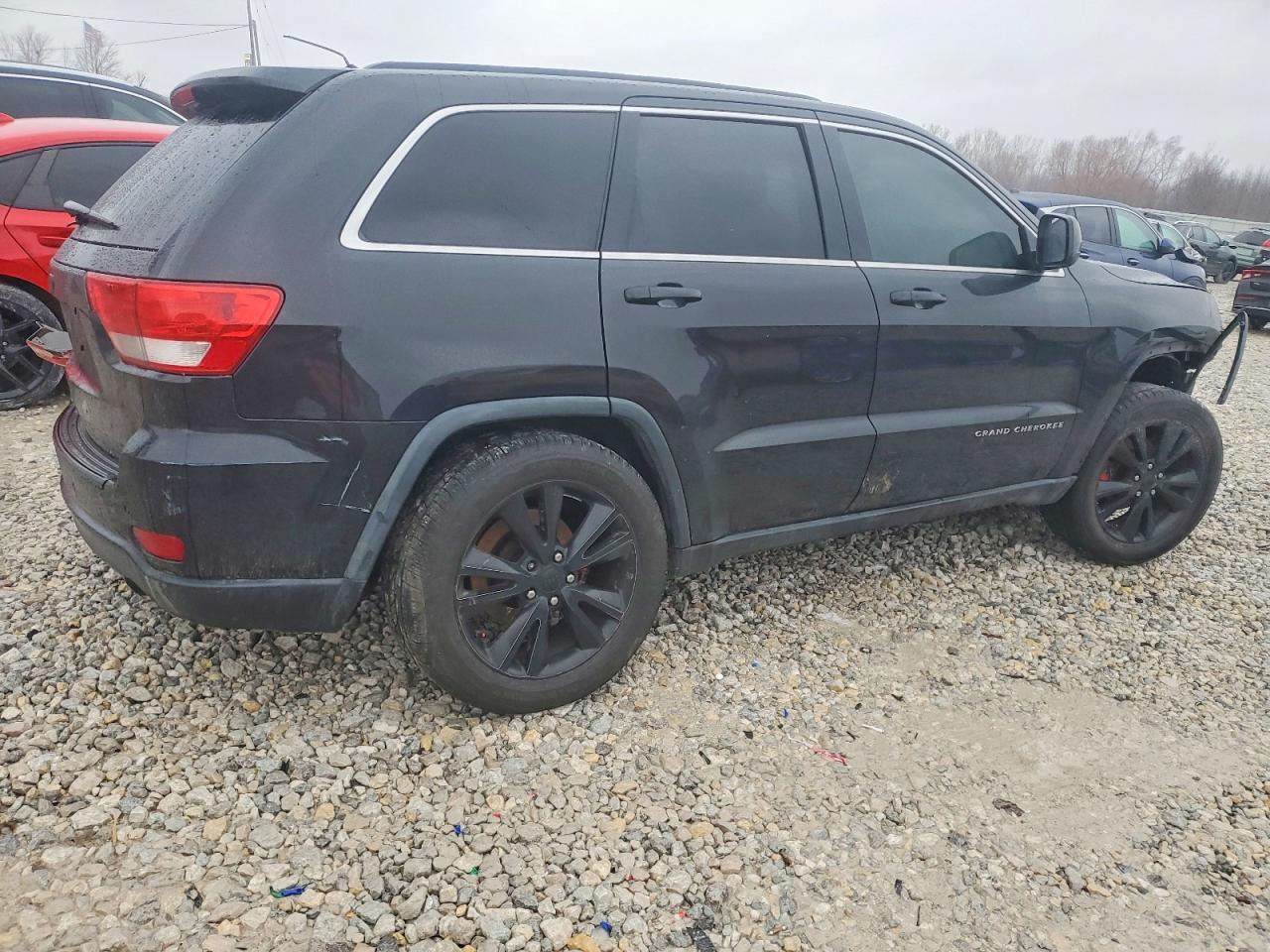 2012 JEEP GRAND CHEROKEE LAREDO photo 3