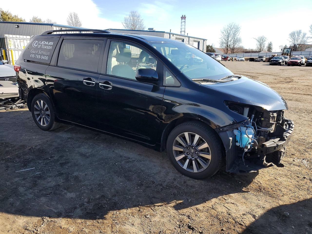 2020 TOYOTA SIENNA XLE photo 4