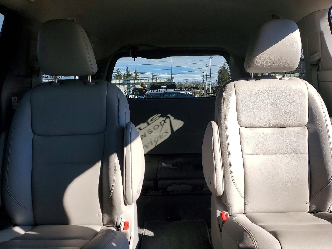 2020 TOYOTA SIENNA XLE photo 10