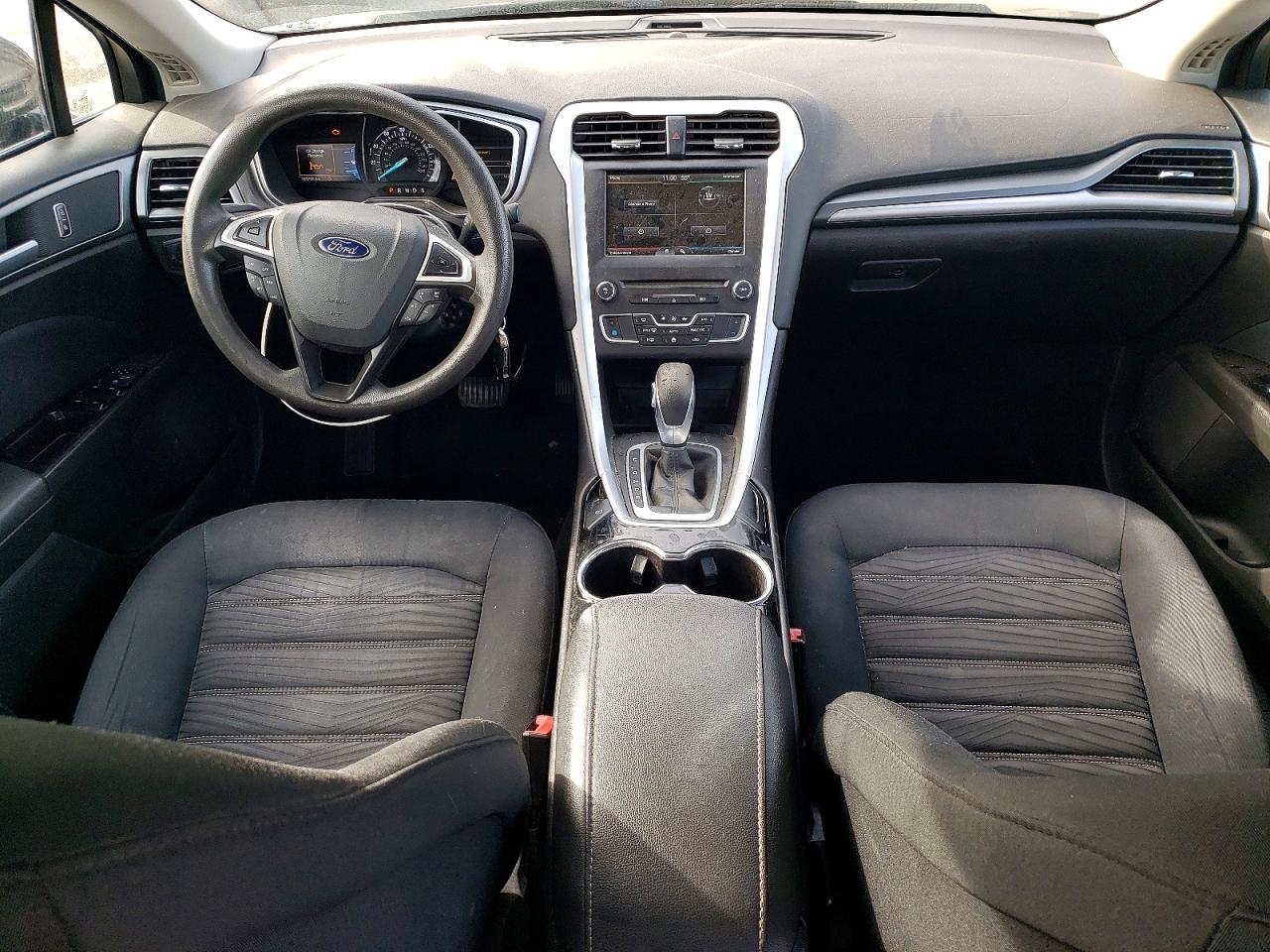 2016 FORD FUSION SE photo 8