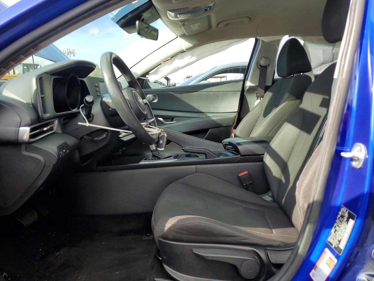 2021 HYUNDAI ELANTRA SEL photo 25