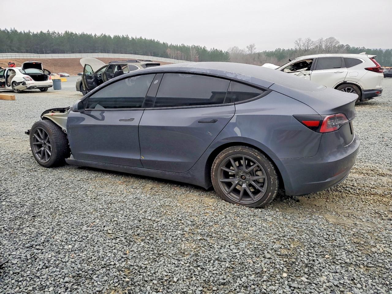 2023 TESLA MODEL 3 photo 2