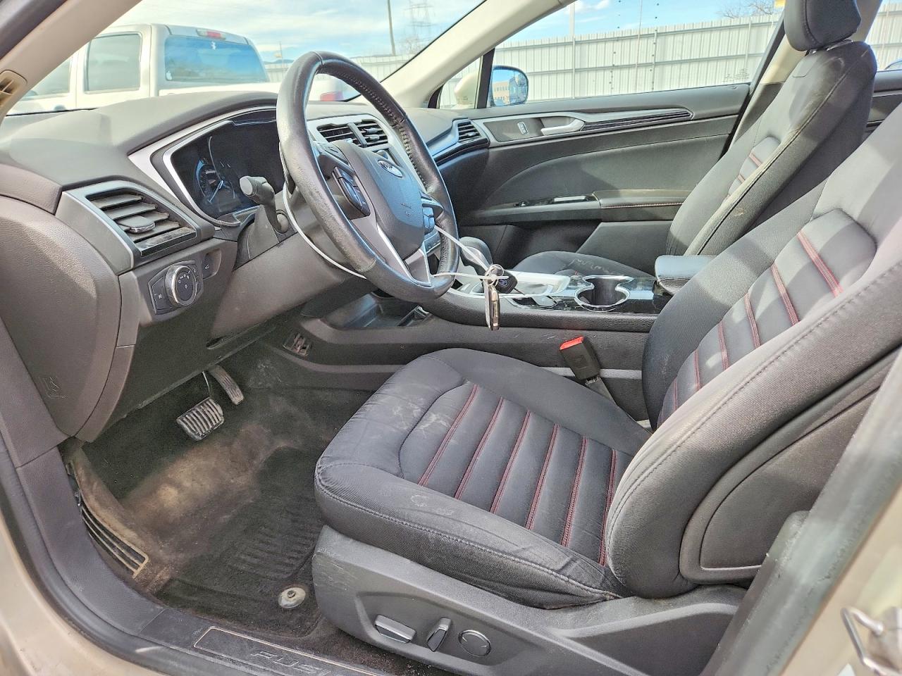 2015 FORD FUSION SE photo 7
