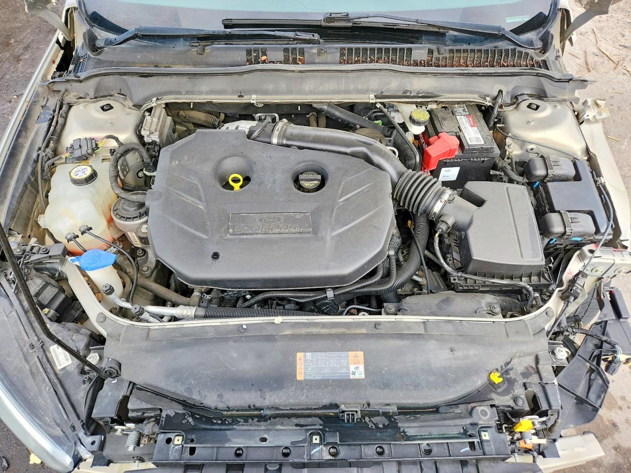 2015 FORD FUSION SE photo 11