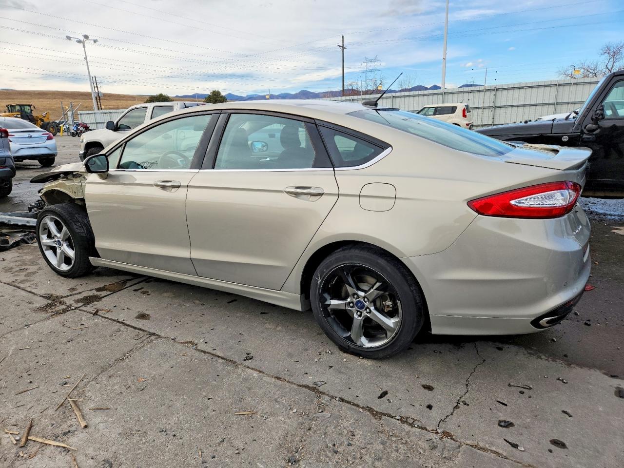 2015 FORD FUSION SE photo 2