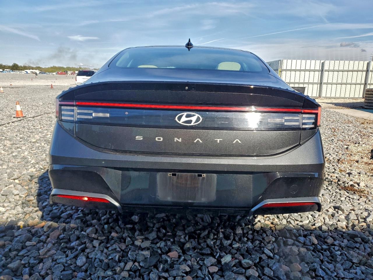 2024 HYUNDAI SONATA SEL photo 6