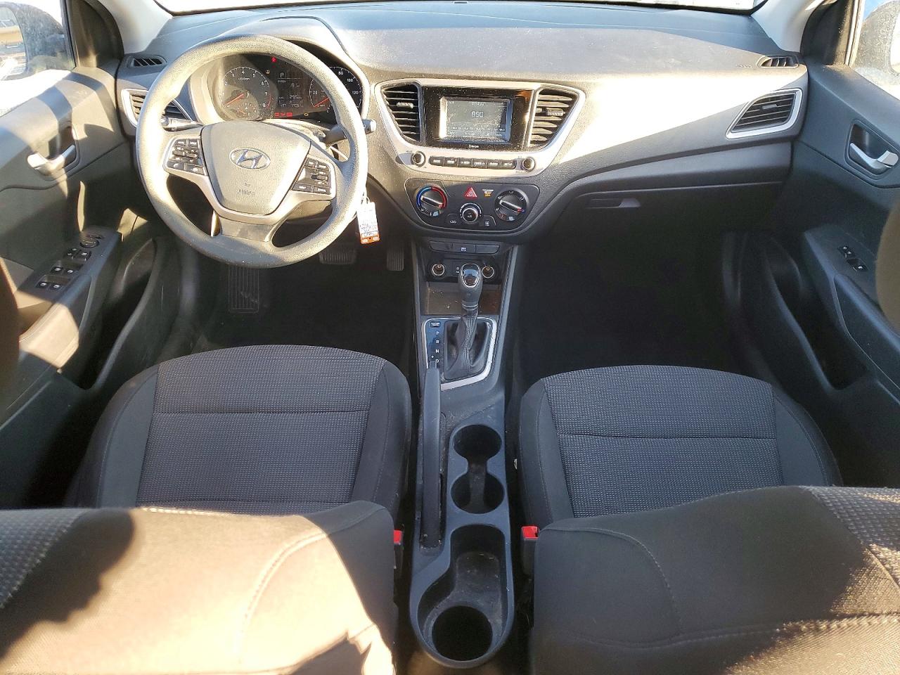 2019 HYUNDAI ACCENT SE photo 15
