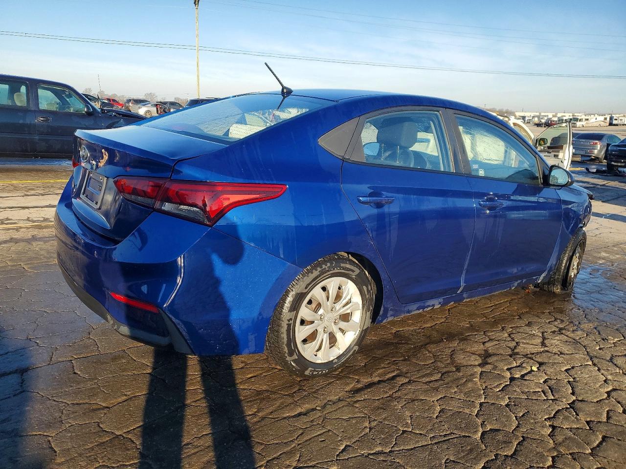 2019 HYUNDAI ACCENT SE photo 5