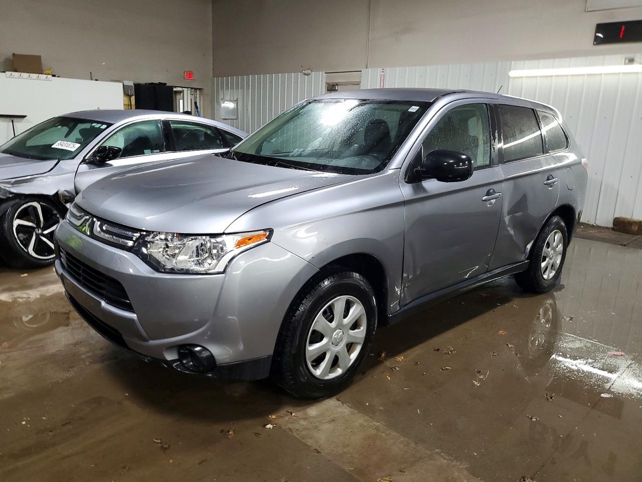 2014 MITSUBISHI OUTLANDER