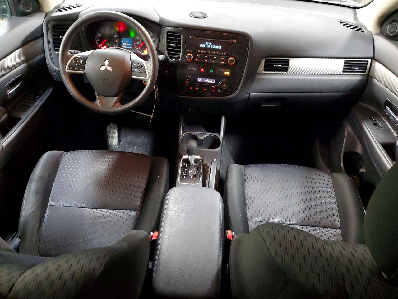 2014 MITSUBISHI OUTLANDER ES photo 15
