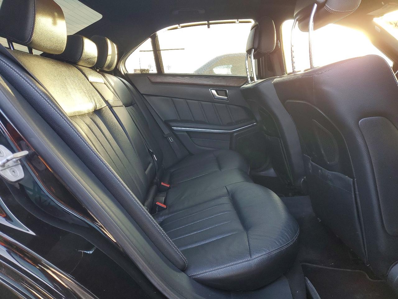 2016 MERCEDES-BENZ E 350 4MATIC photo 10