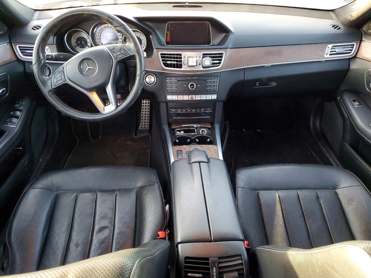 2016 MERCEDES-BENZ E 350 4MATIC photo 8