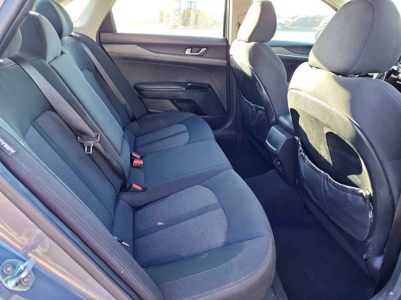 2023 KIA K5 LXS photo 10