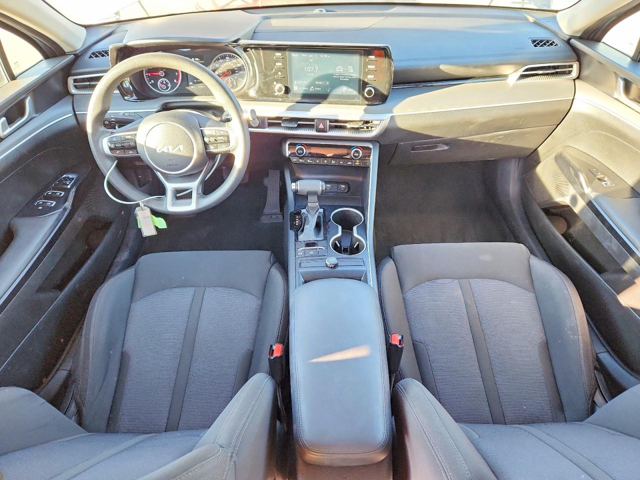 2023 KIA K5 LXS photo 8