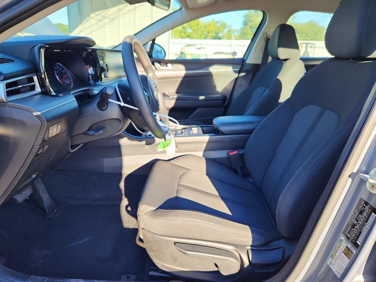 2023 KIA K5 LXS photo 7