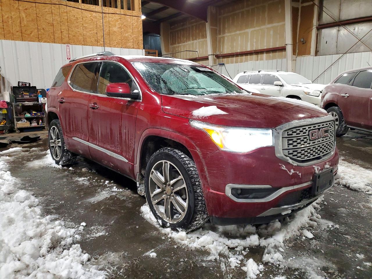 2019 GMC ACADIA DENALI photo 4