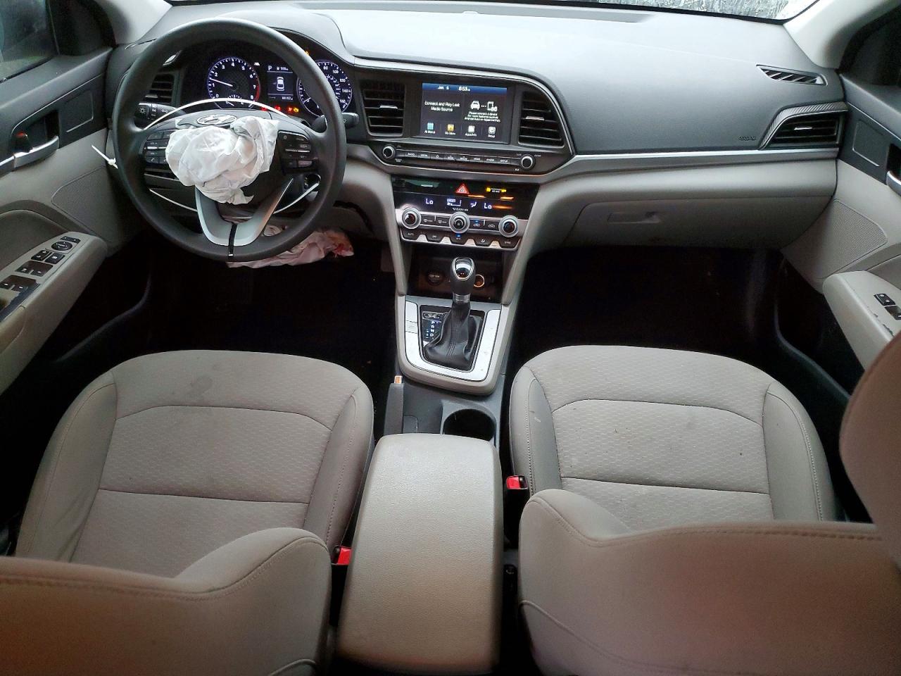2020 HYUNDAI ELANTRA SEL photo 8
