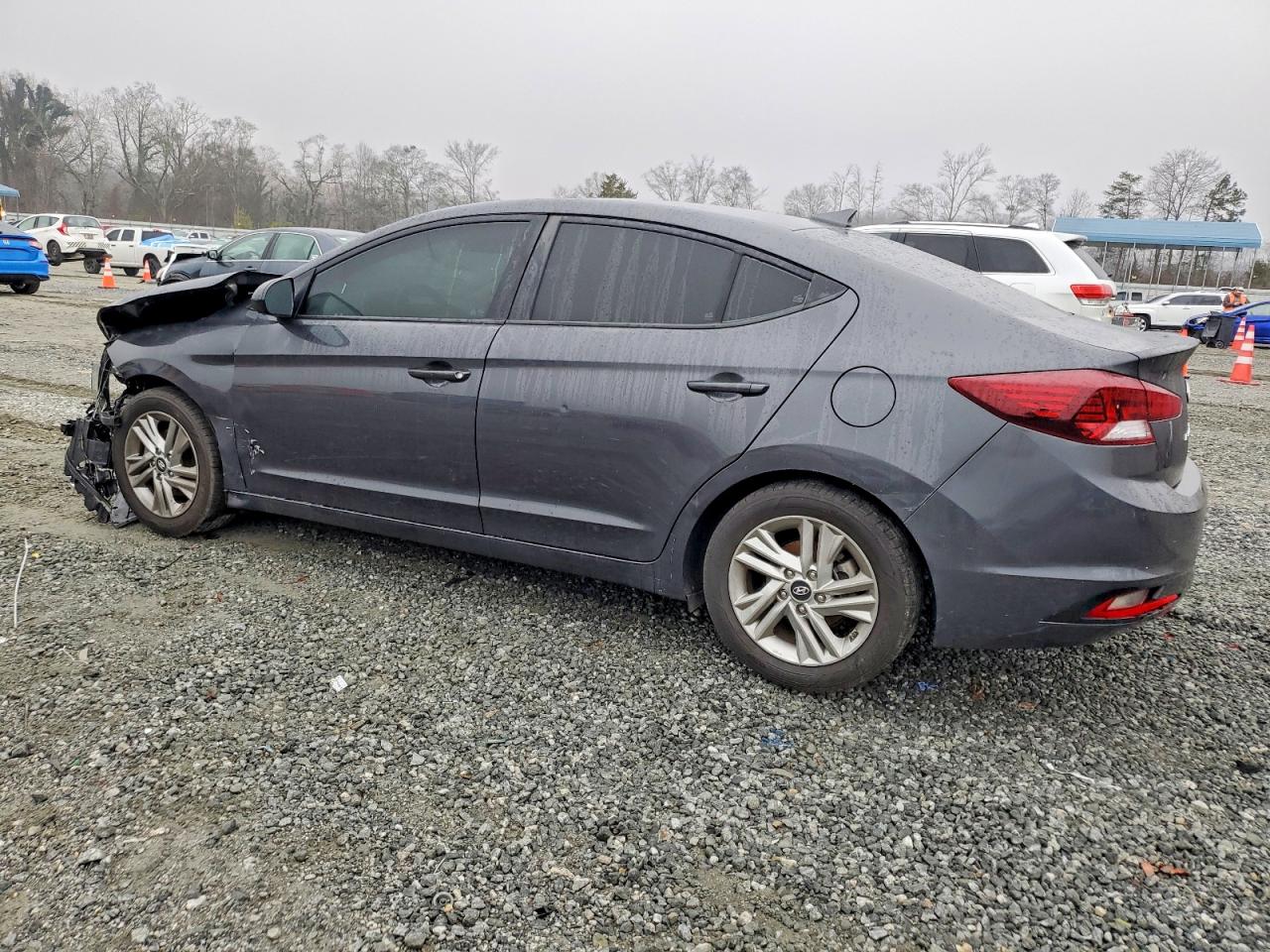2020 HYUNDAI ELANTRA SEL photo 2