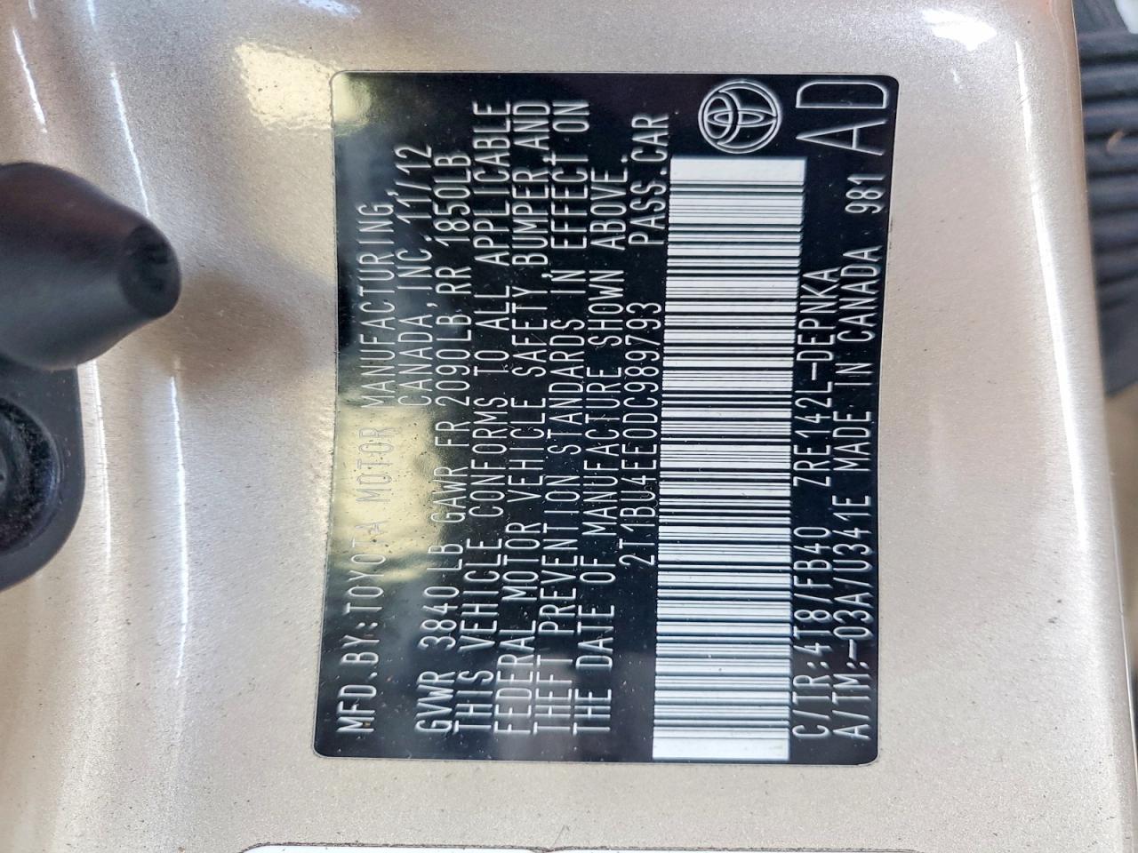 2013 TOYOTA COROLLA BASE photo 13