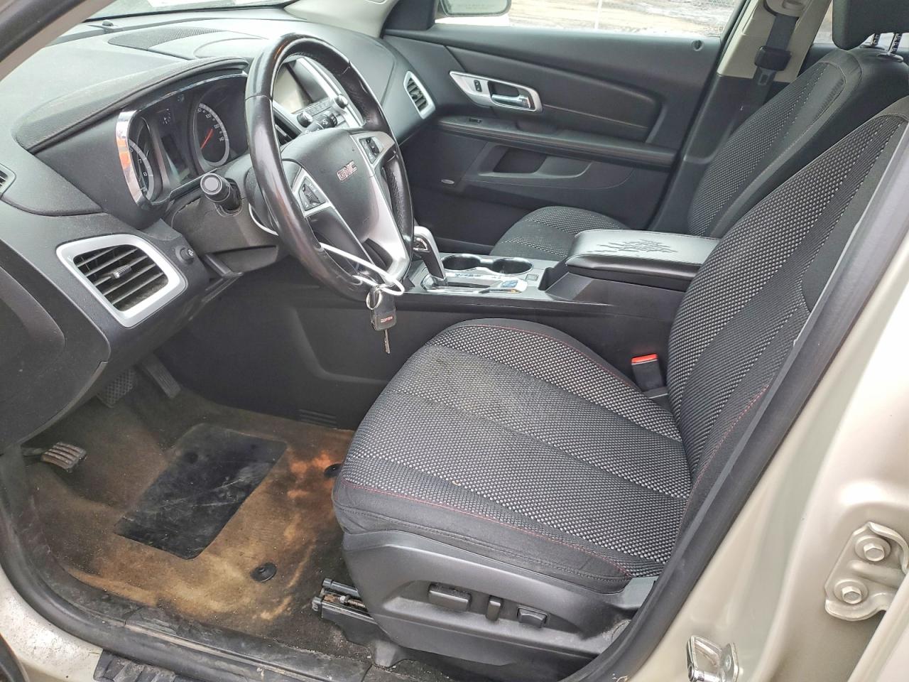 2013 GMC TERRAIN SLE photo 7