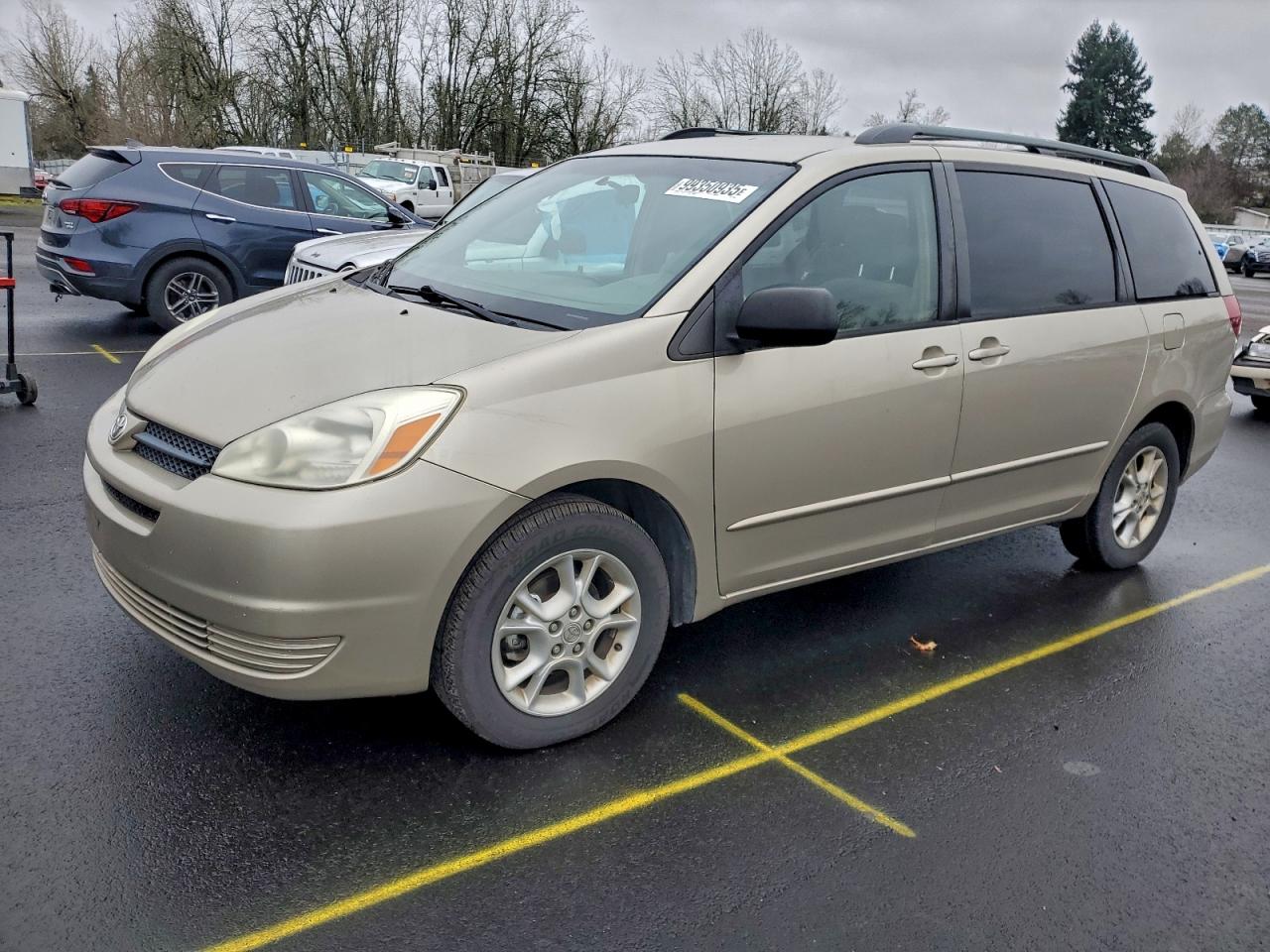 2004 TOYOTA SIENNA