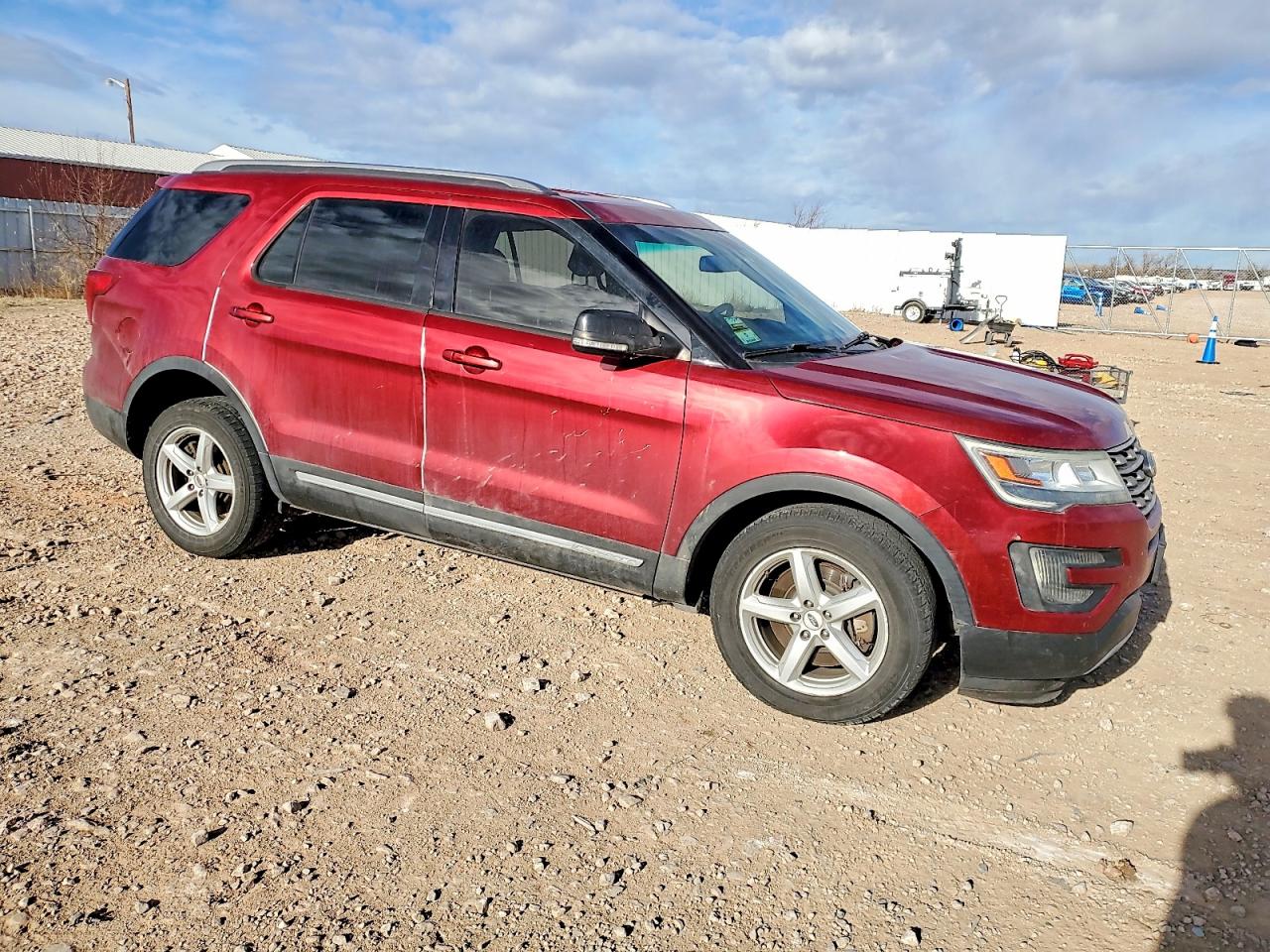 2016 FORD EXPLORER XLT photo 4