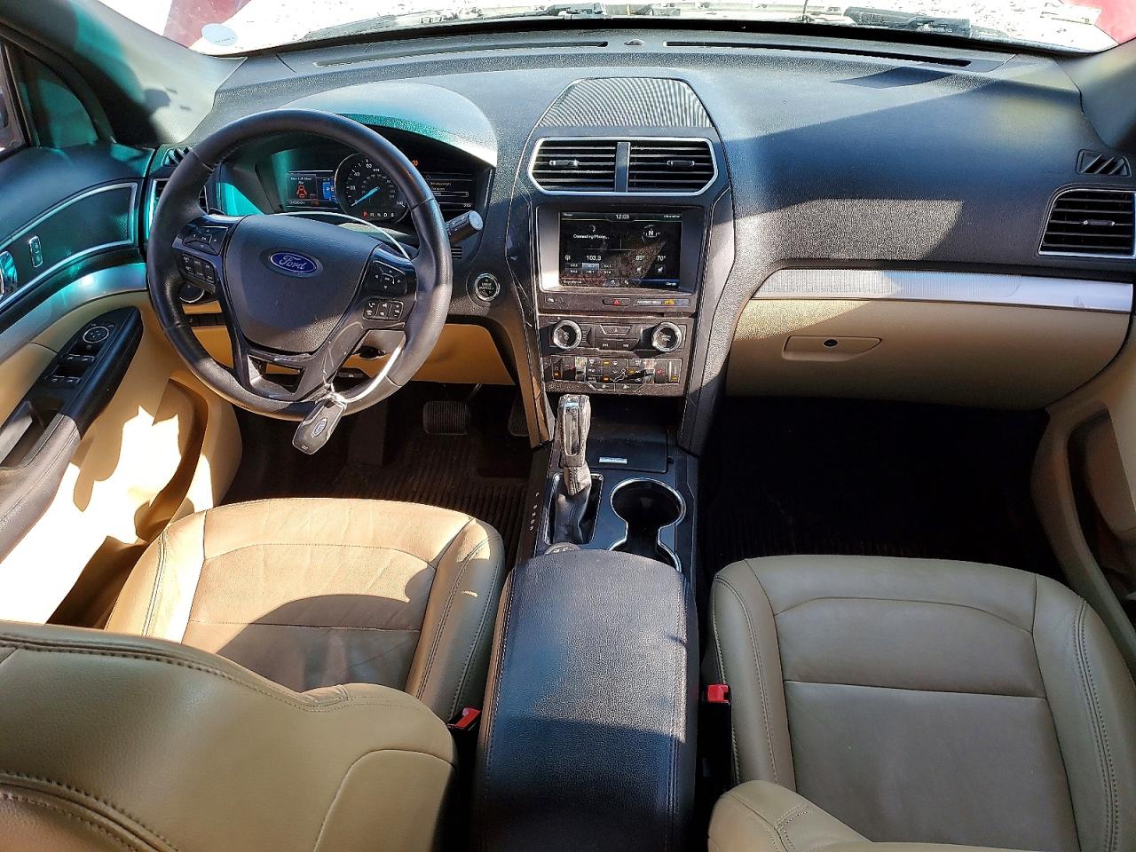 2016 FORD EXPLORER XLT photo 8
