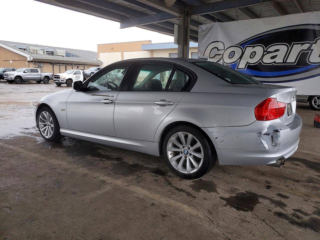 2011 BMW 328 I photo 2