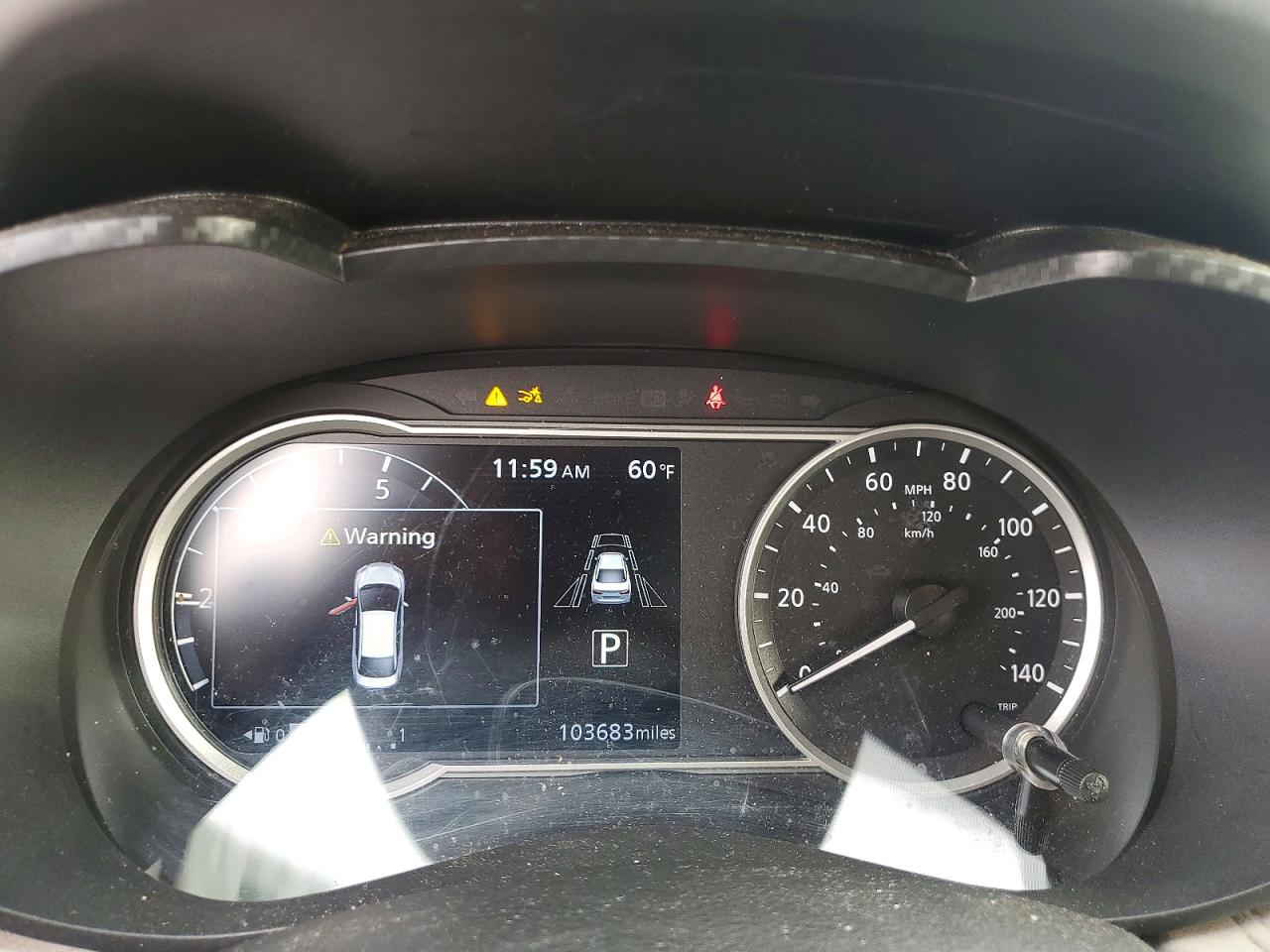 2021 NISSAN VERSA SV photo 9