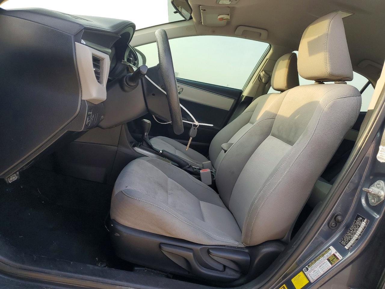 2014 TOYOTA COROLLA L photo 7