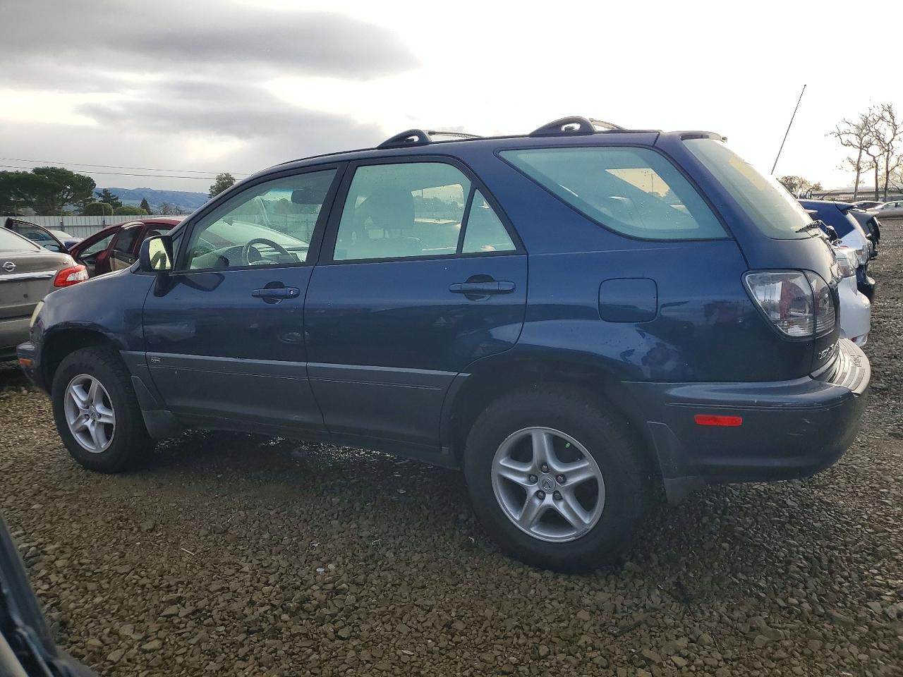 2002 LEXUS RX 300 photo 2