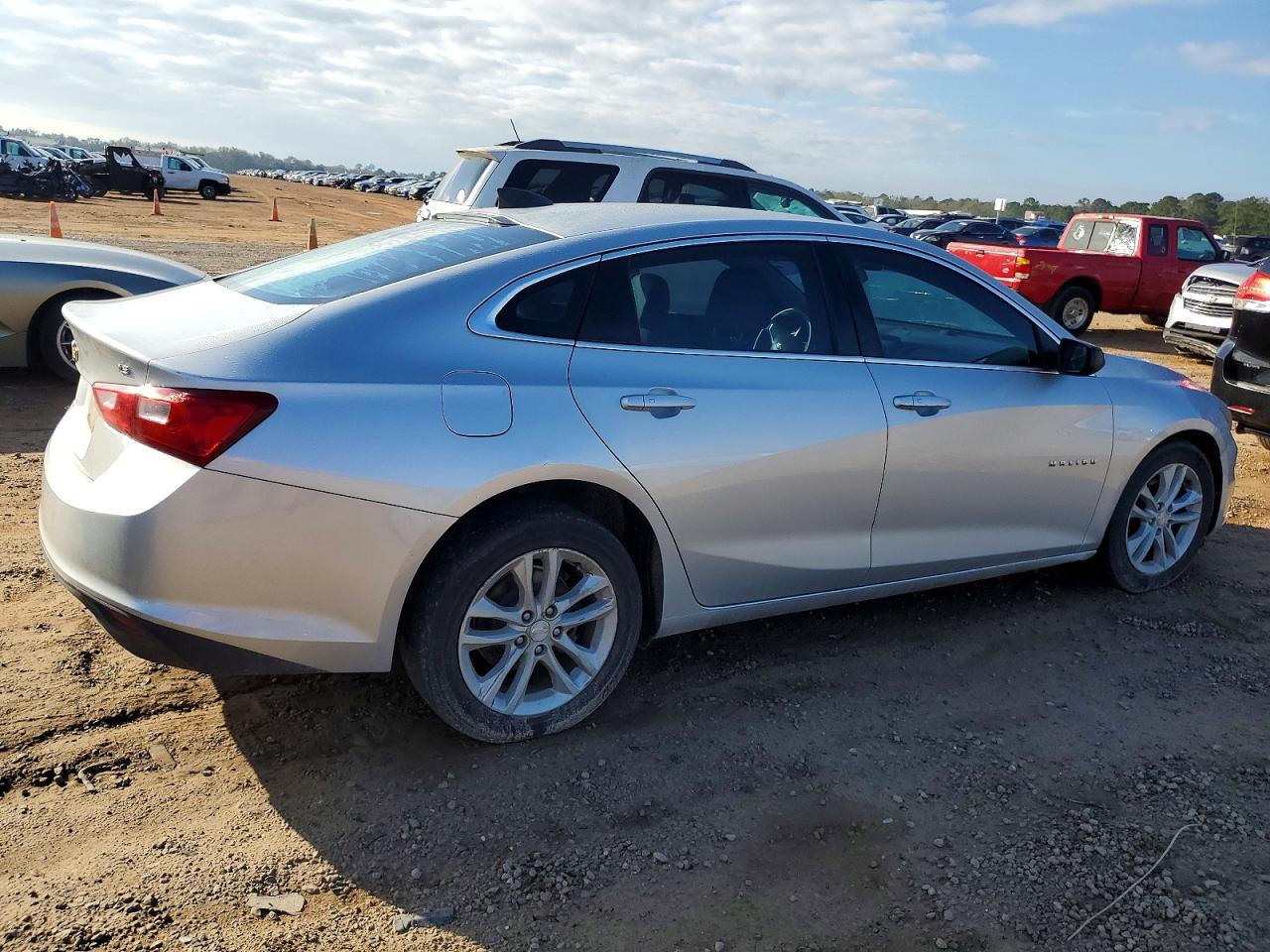 2016 CHEVROLET MALIBU LS photo 3