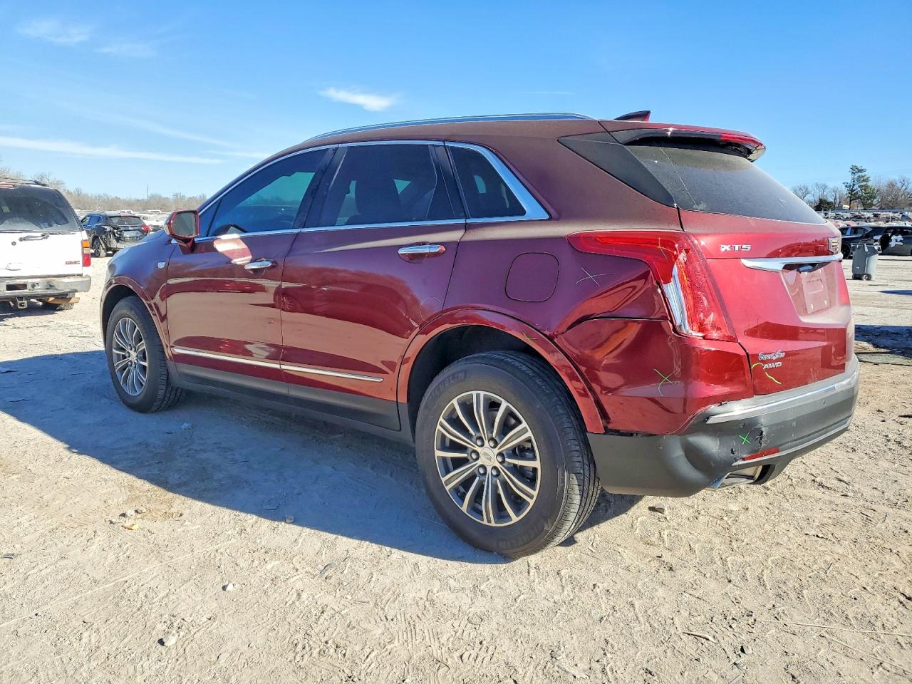 2017 CADILLAC XT5 LUXURY photo 2