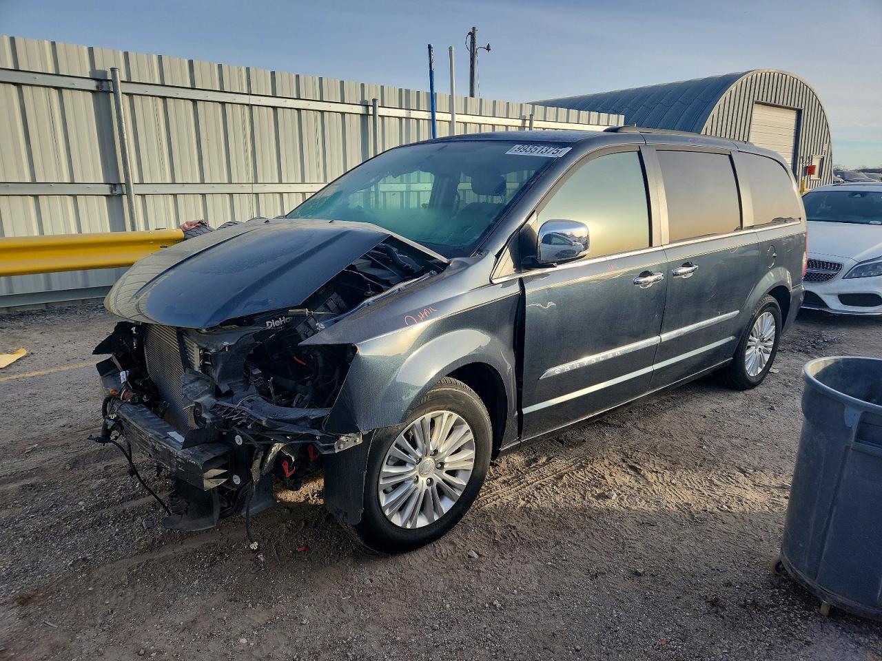 2013 CHRYSLER TOWN & COUNTRY