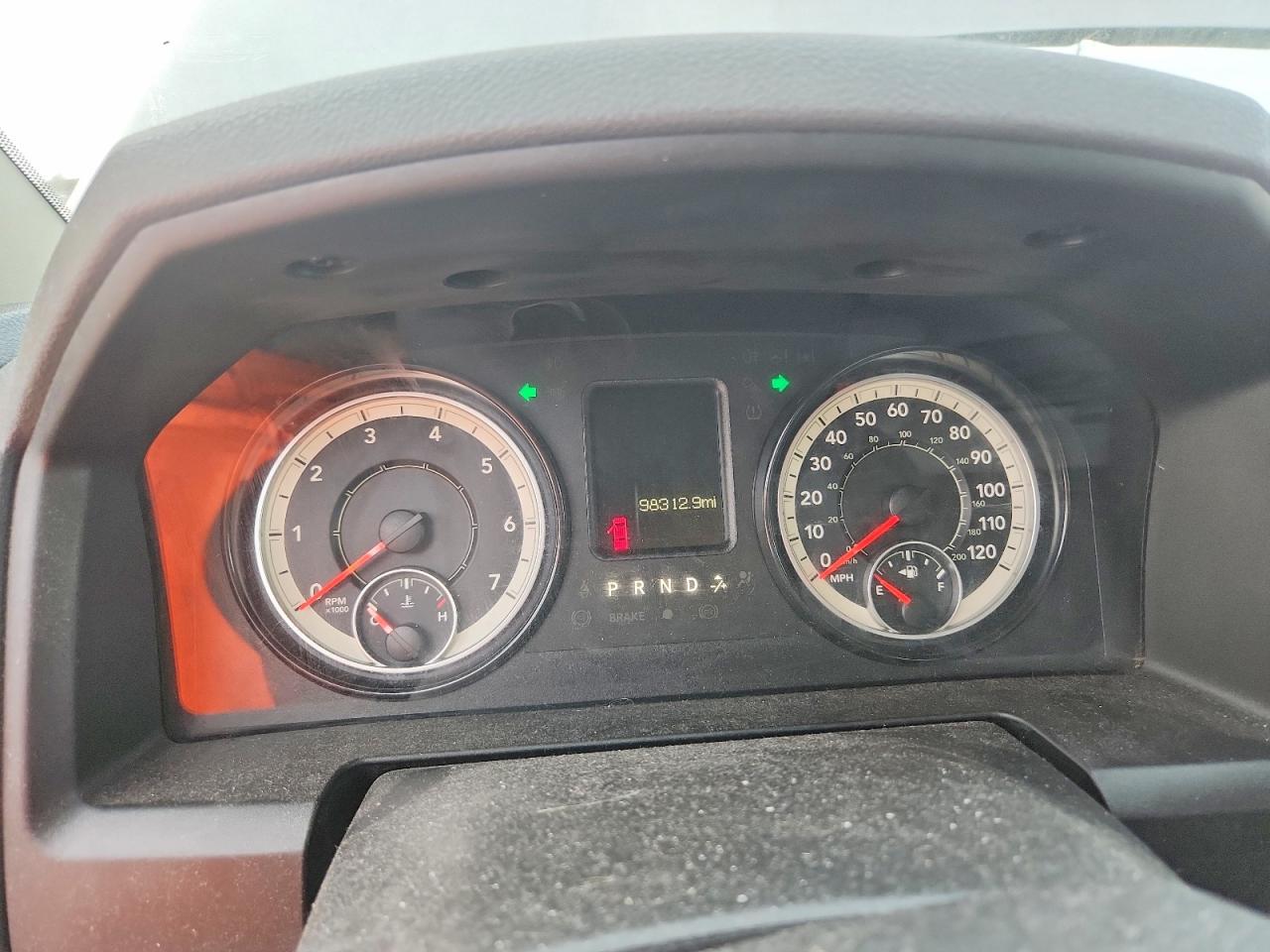 2019 RAM 1500 CLASSIC TRADESMAN photo 9