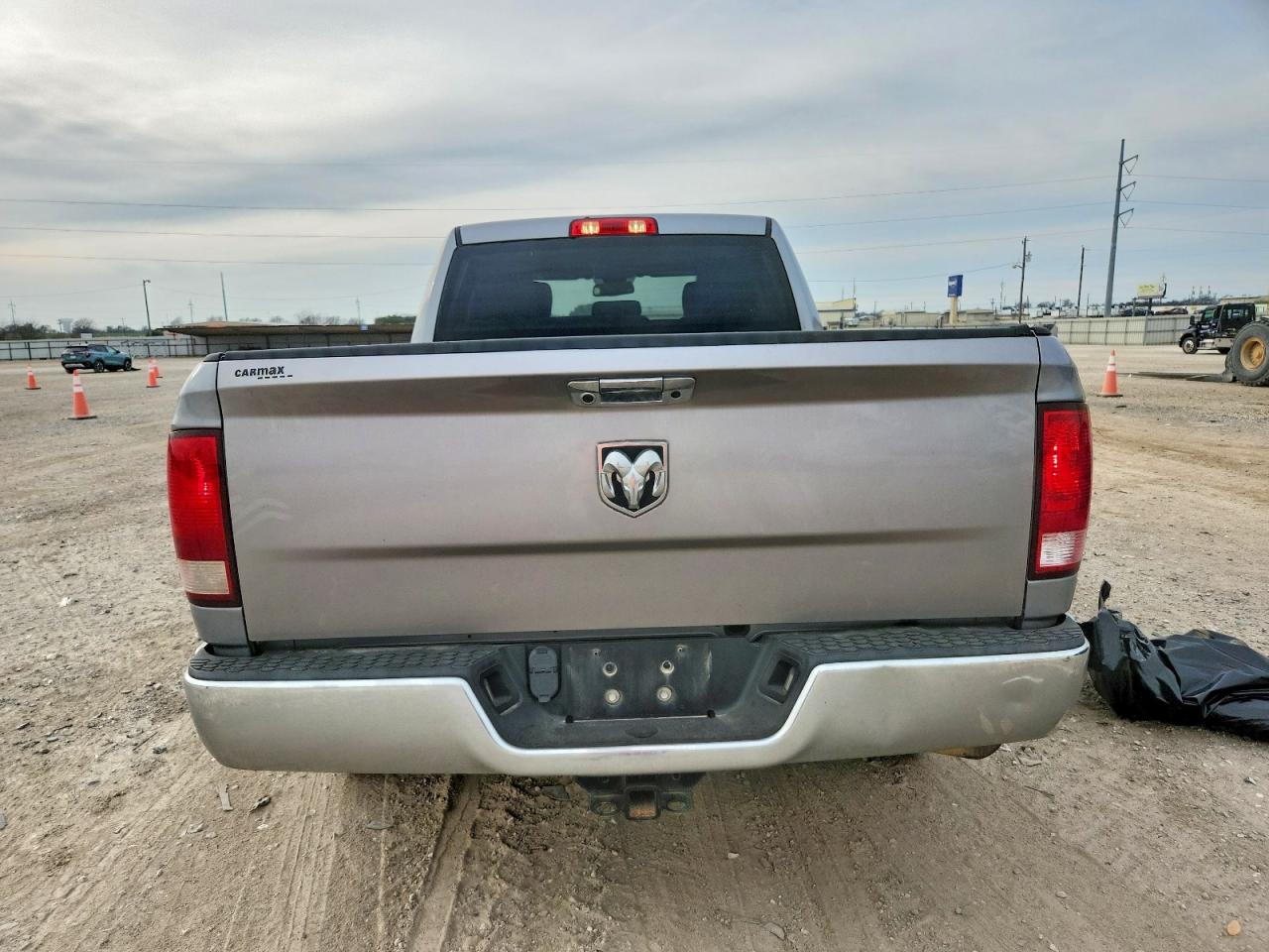 2019 RAM 1500 CLASSIC TRADESMAN photo 6
