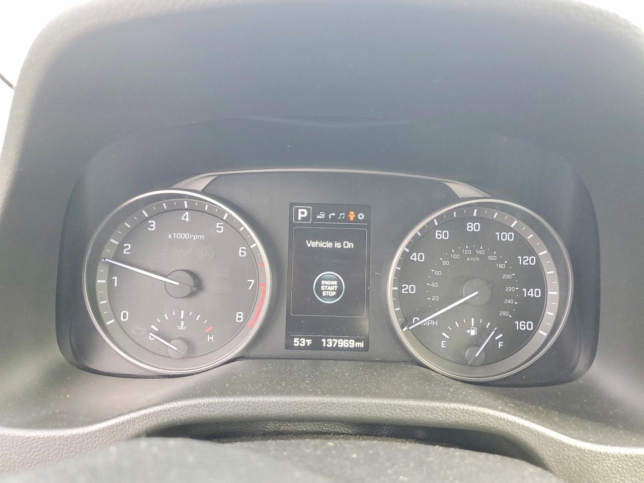 2017 HYUNDAI ELANTRA SE photo 9