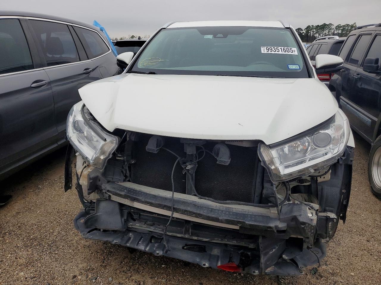 2018 TOYOTA HIGHLANDER SE photo 5