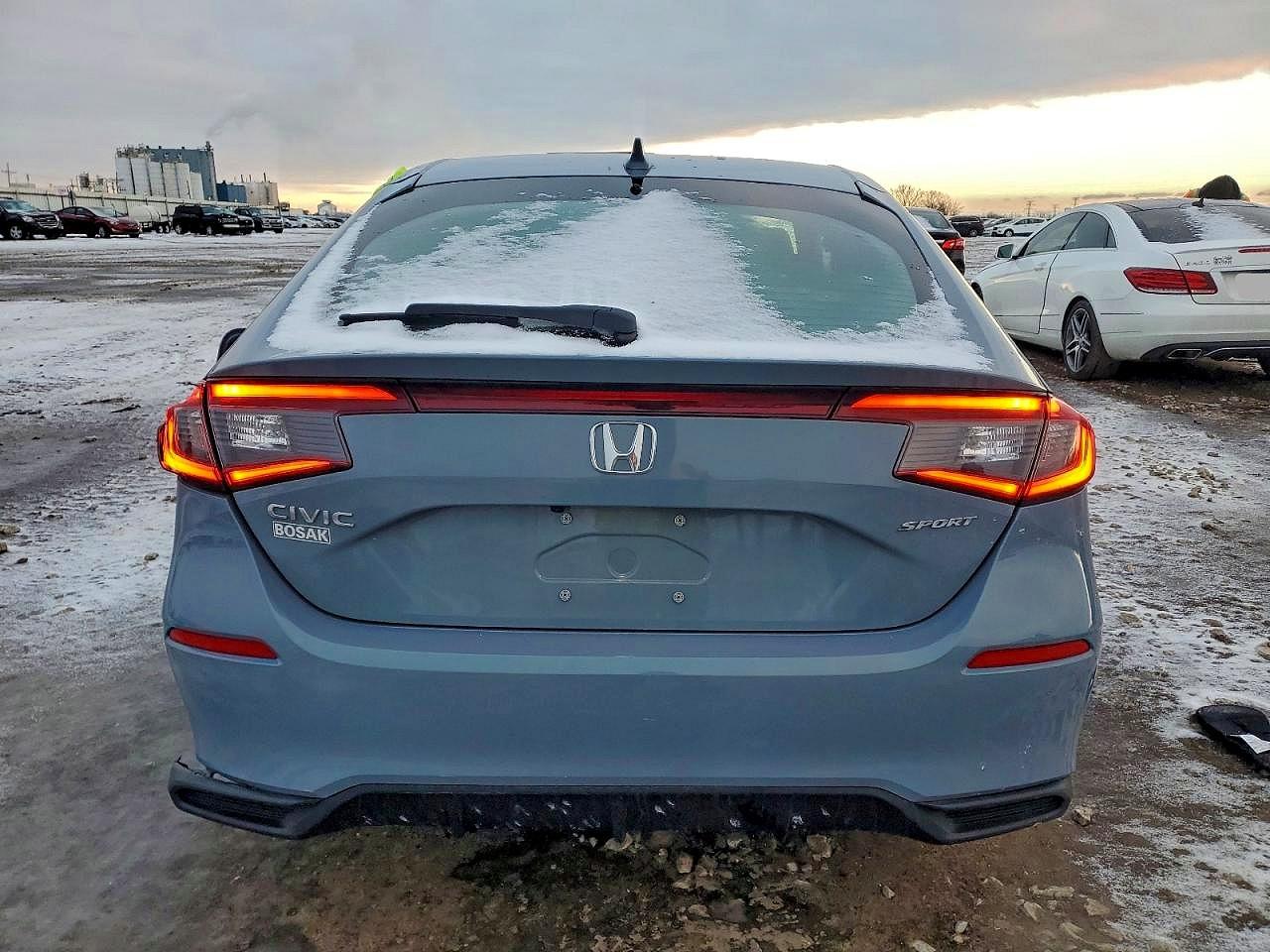 2024 HONDA CIVIC SPORT photo 11