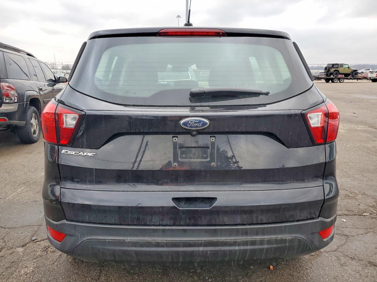 2019 FORD ESCAPE S photo 6