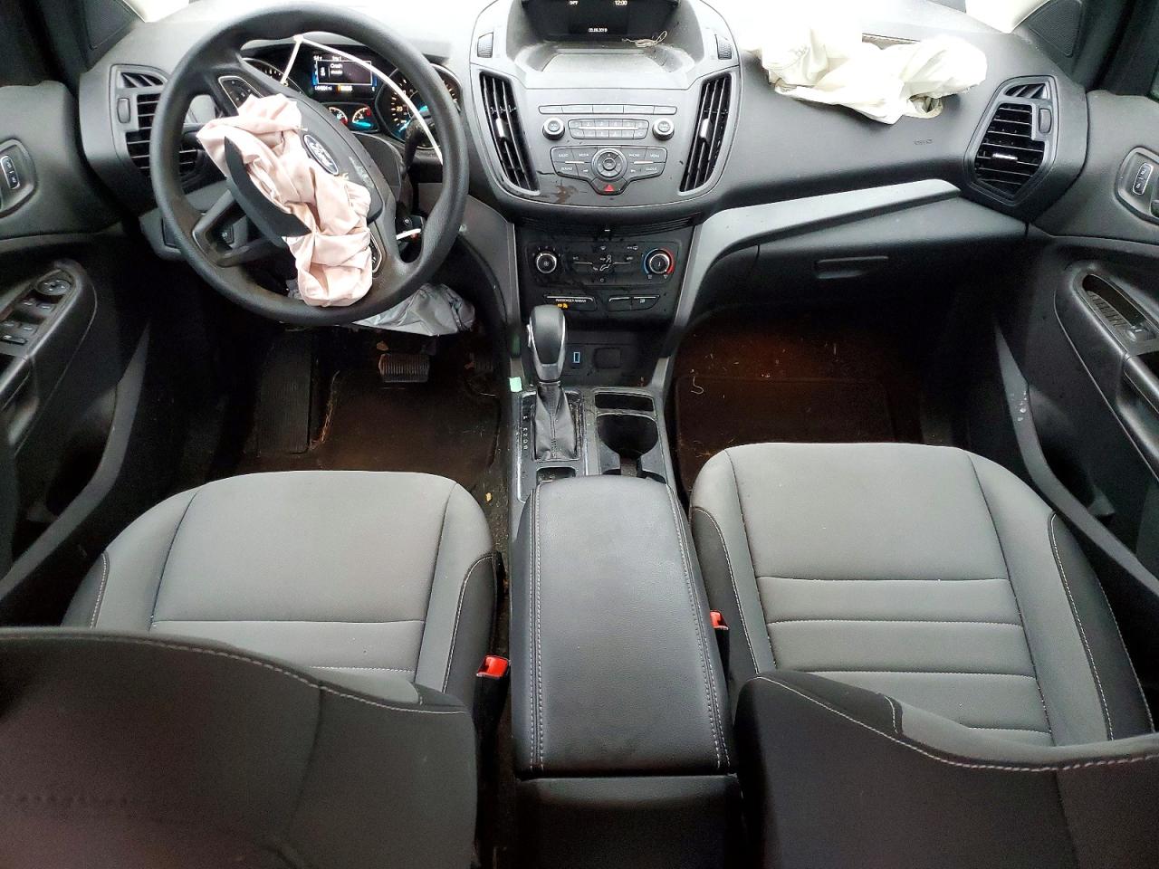 2019 FORD ESCAPE S photo 8