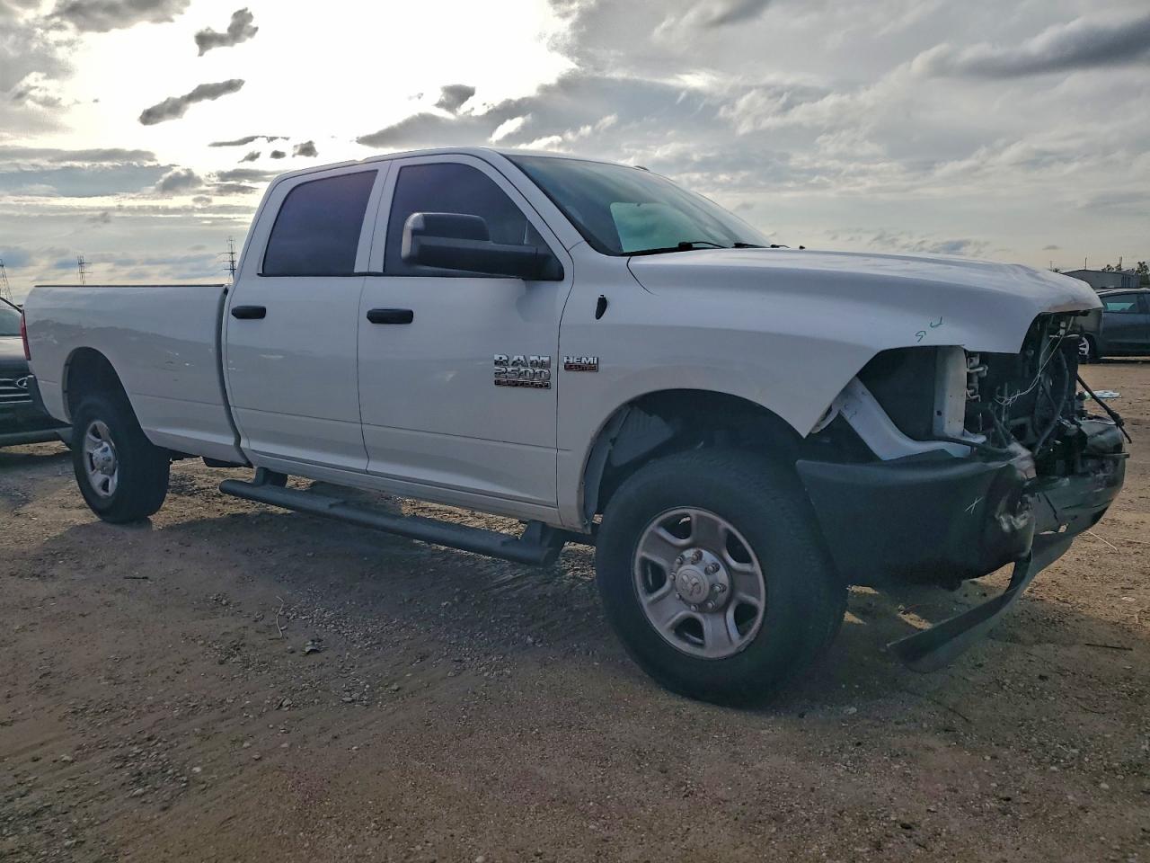 2018 RAM 2500 ST photo 4