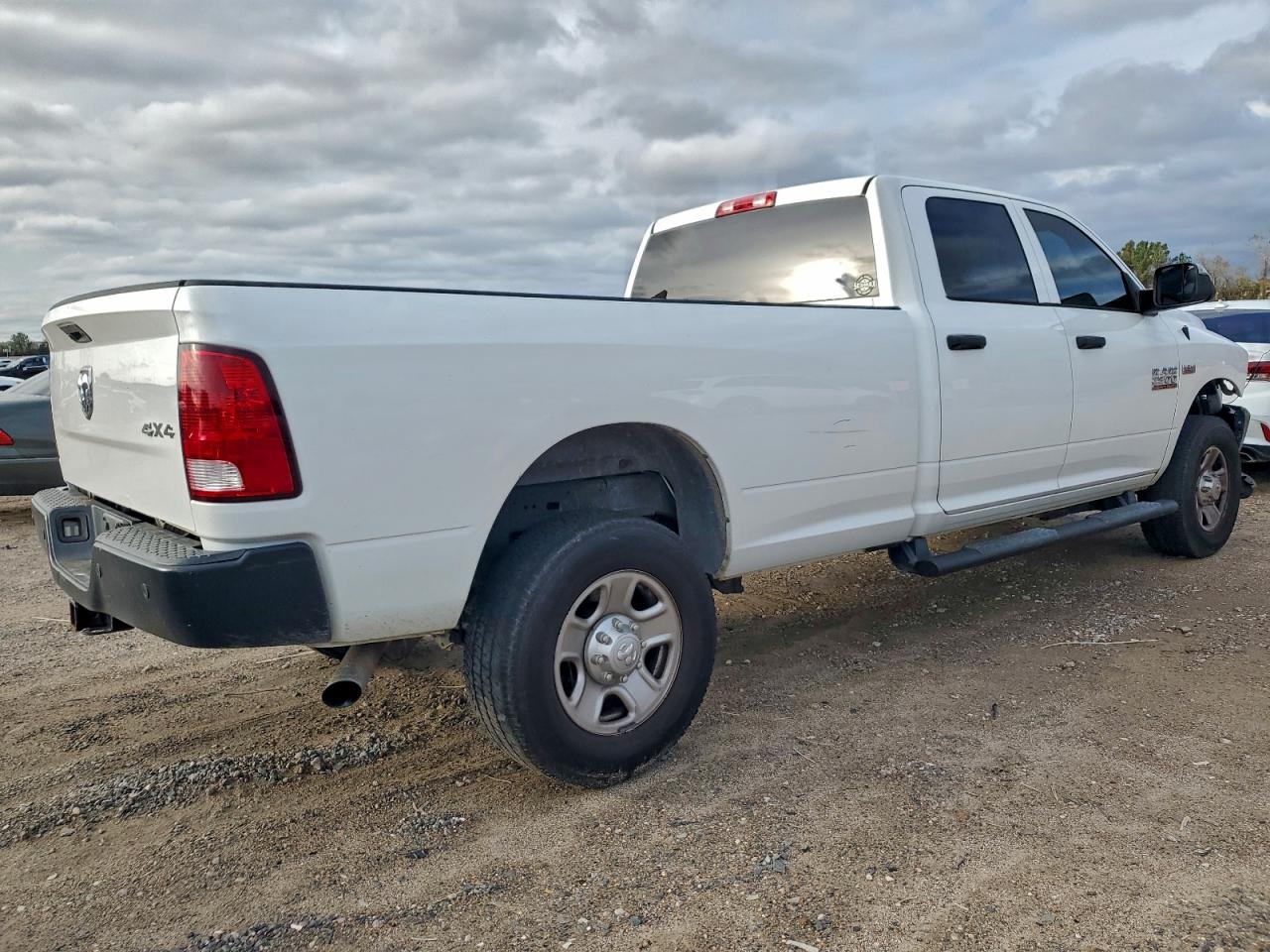 2018 RAM 2500 ST photo 3