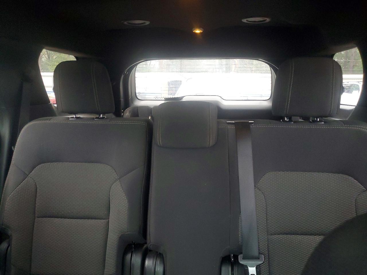 2018 FORD EXPLORER XLT photo 10