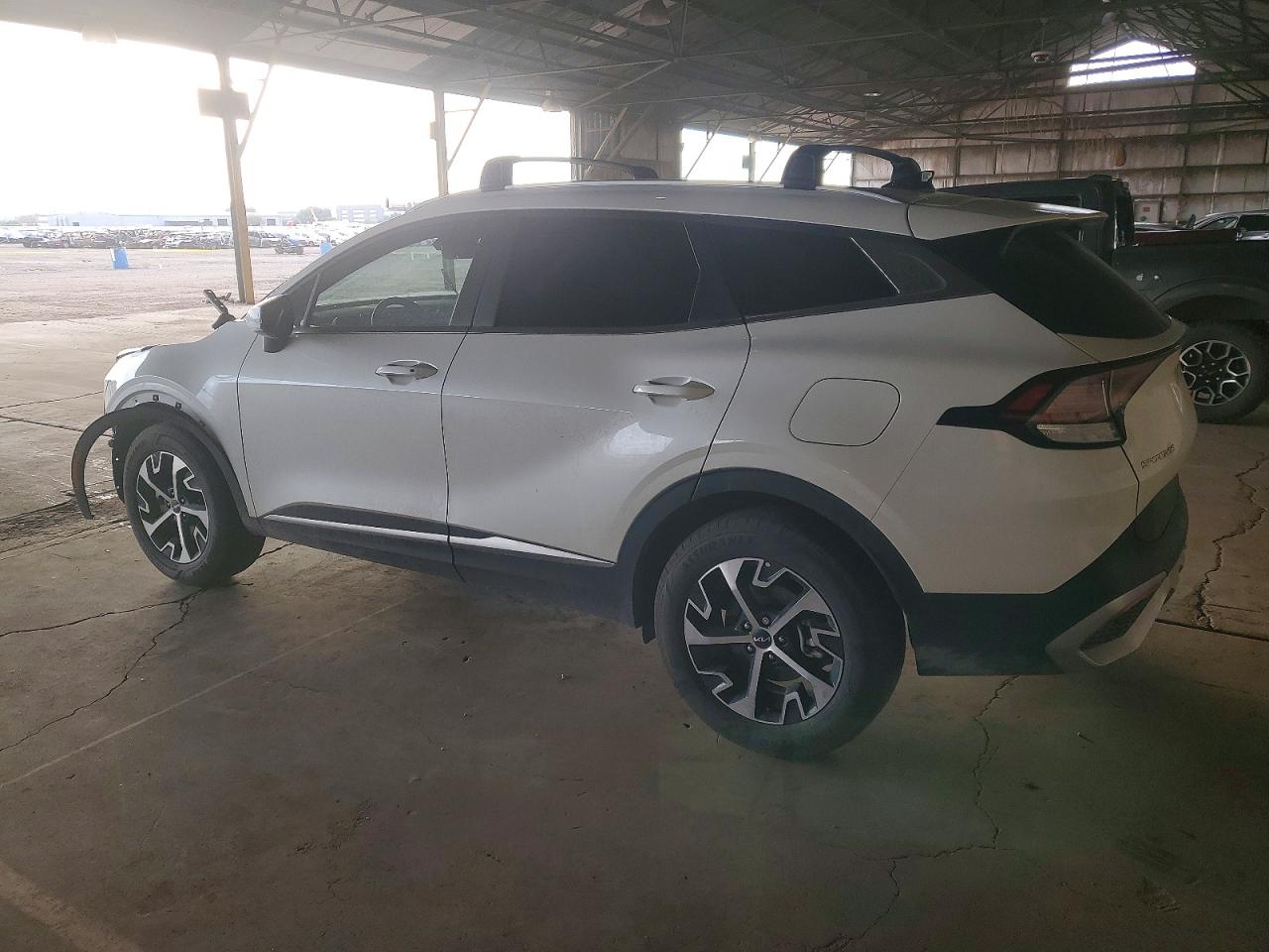 2025 KIA SPORTAGE EX photo 2