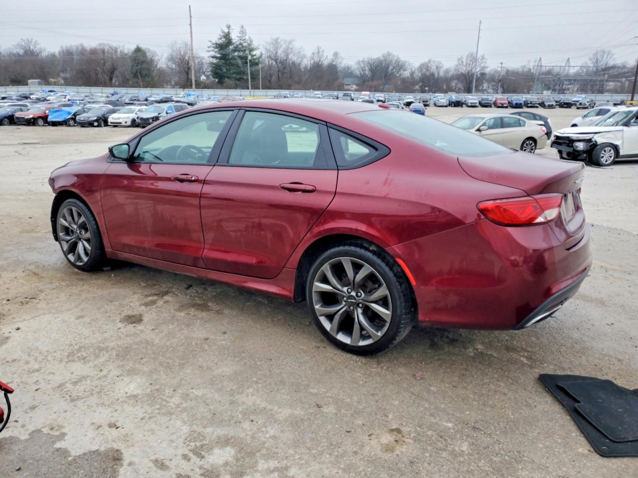 2016 CHRYSLER 200 S photo 2
