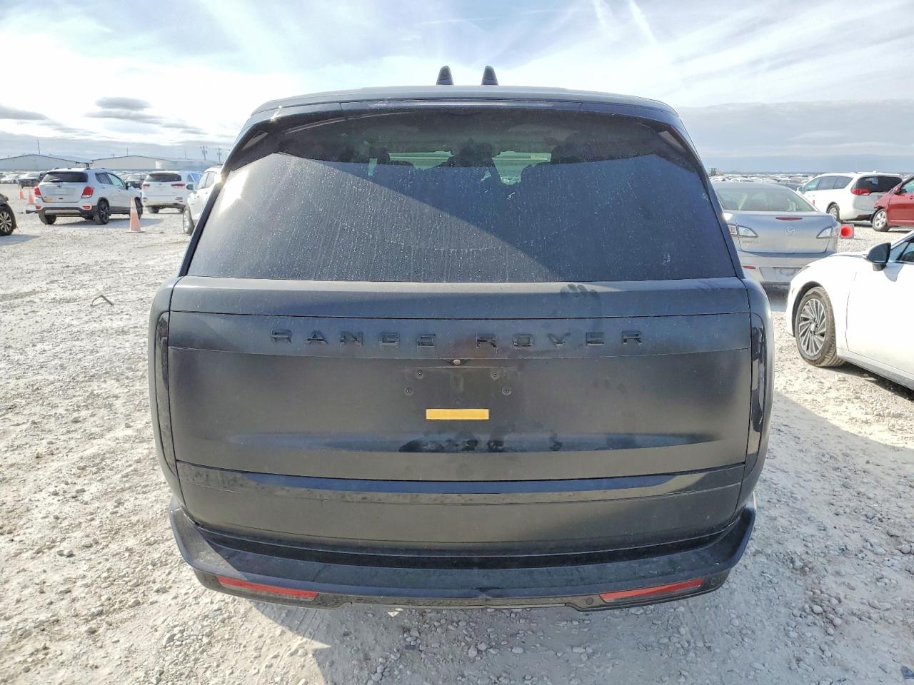 2024 LAND ROVER RANGE ROVER SE photo 6