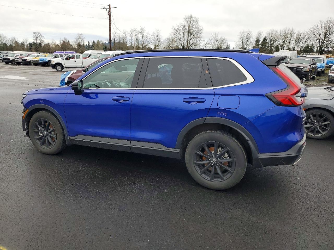 2025 HONDA CR-V SPORT photo 3