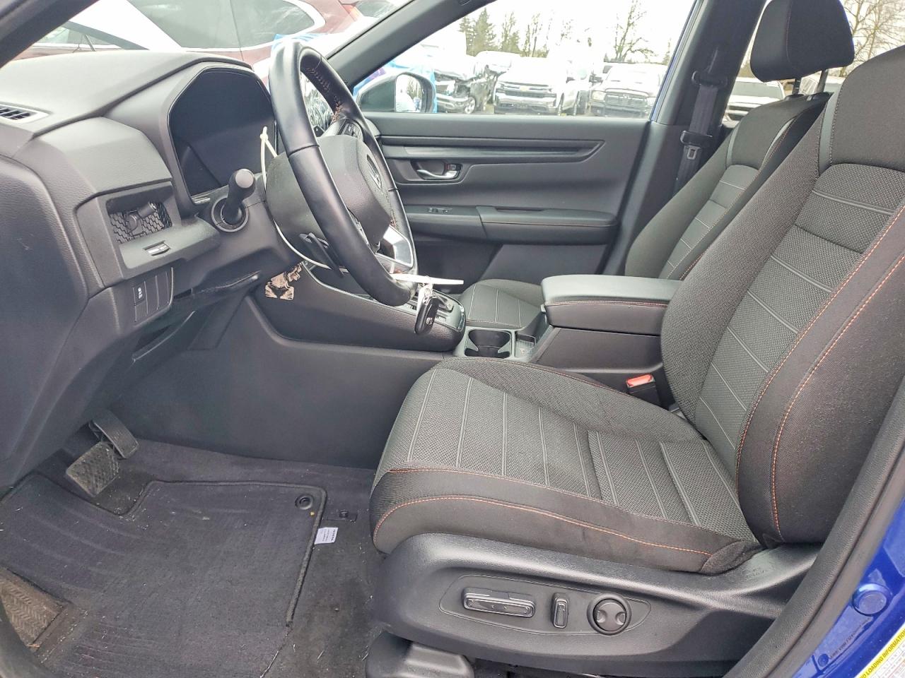 2025 HONDA CR-V SPORT photo 13